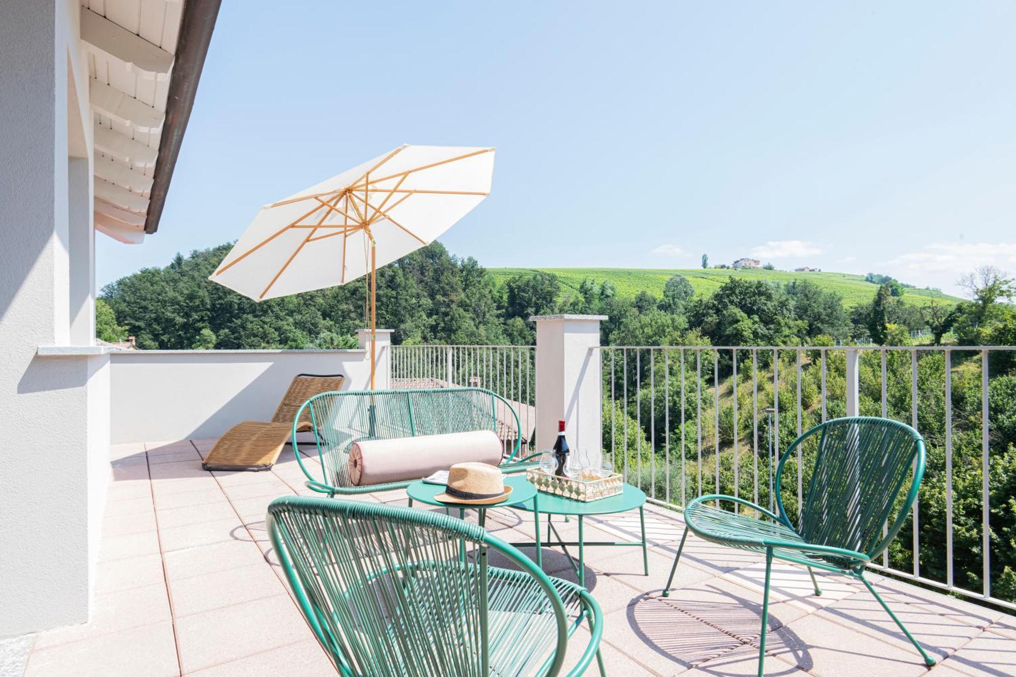 Asilo In Barolo Hotel Екстериор снимка